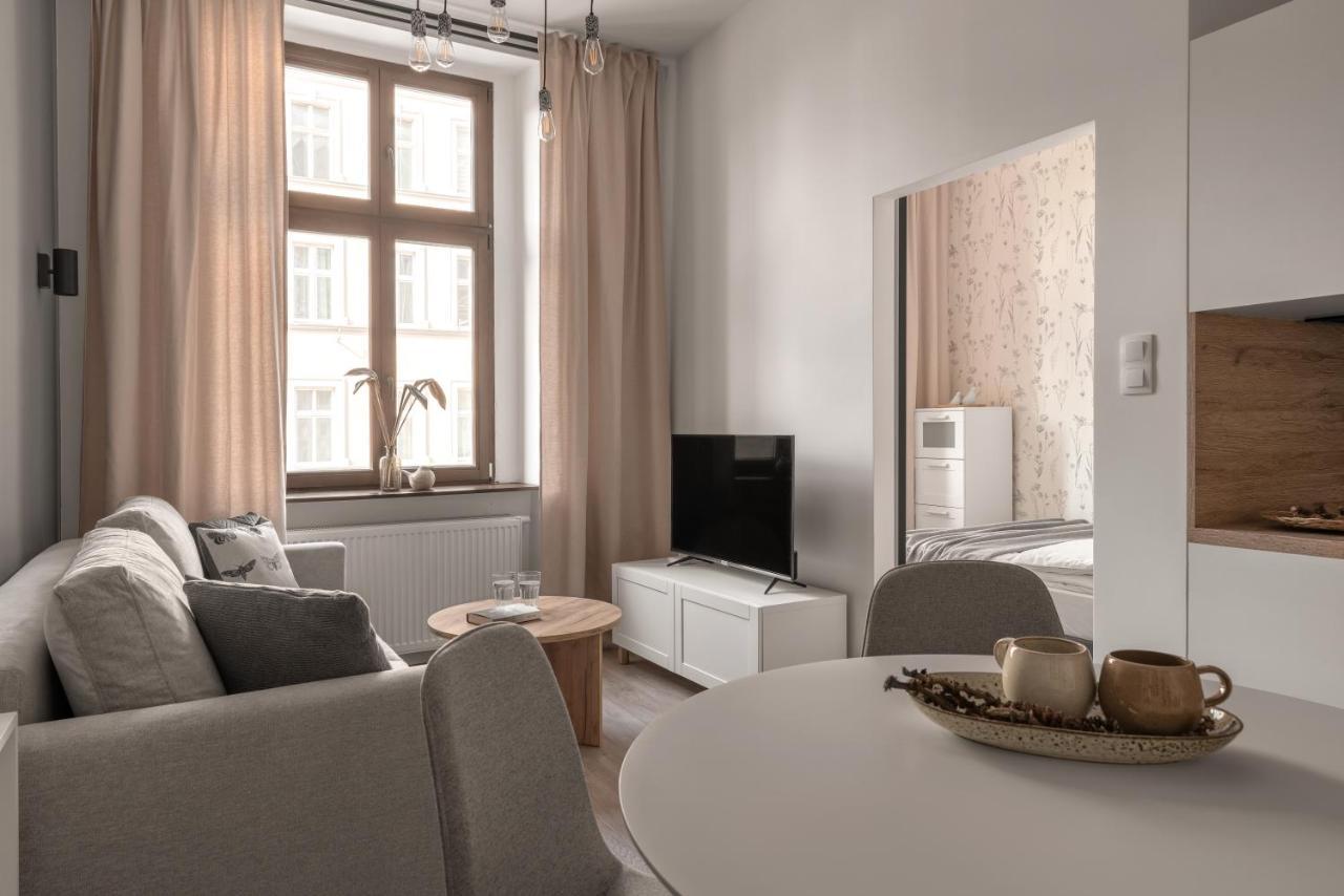 Harbor Apartments - Sobieskiego カトヴィツェ 部屋 写真